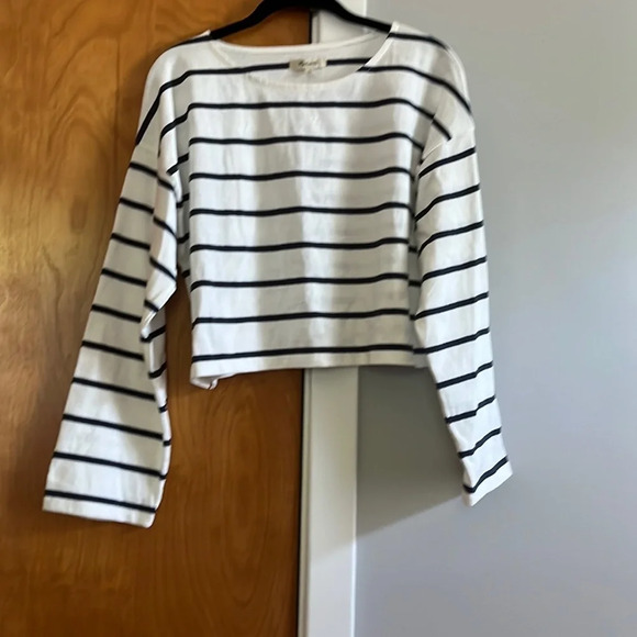 Madewell Tops - NWT Madewell Cropped Cotton Shirt Size Me
